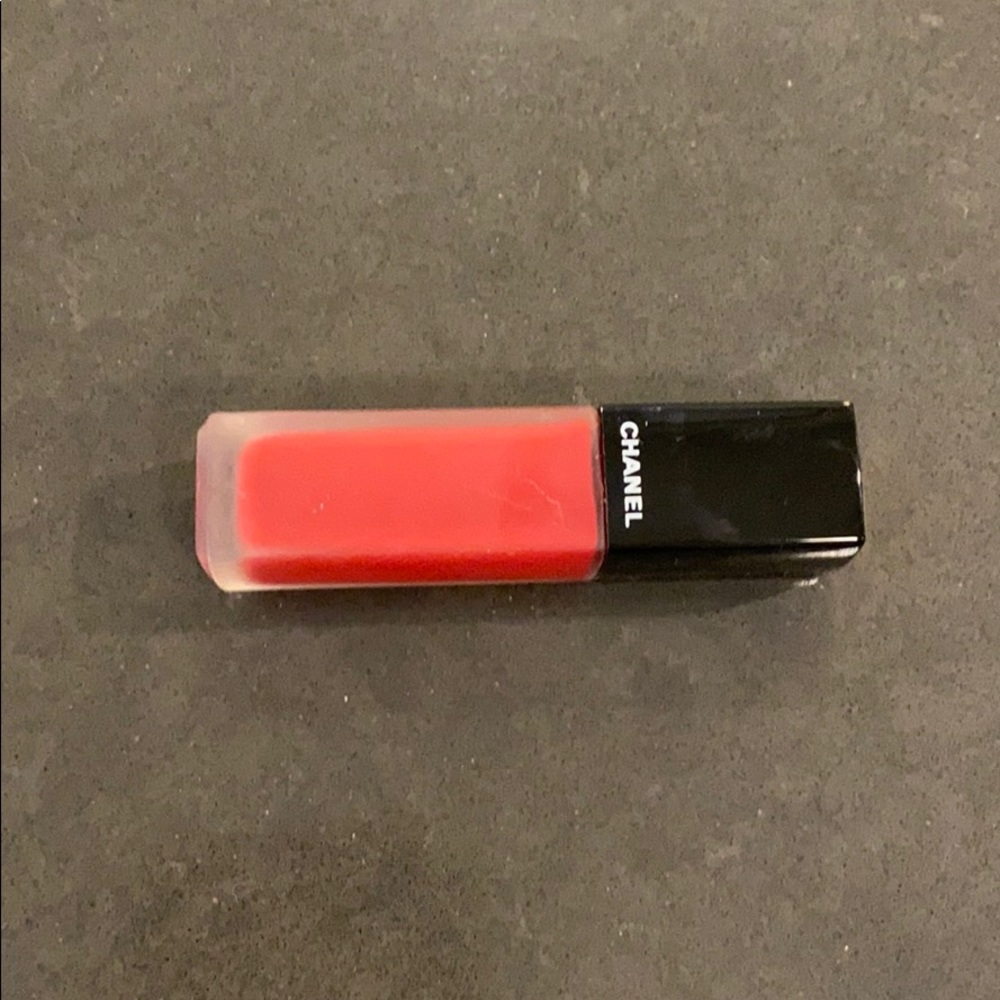 chanel rouge allure ink in 152 choquant